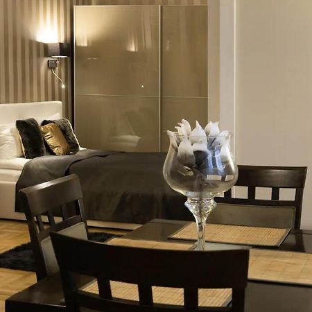 Premium Apartment By Hi5 - Lendvay Palace Budapeşte Dış mekan fotoğraf