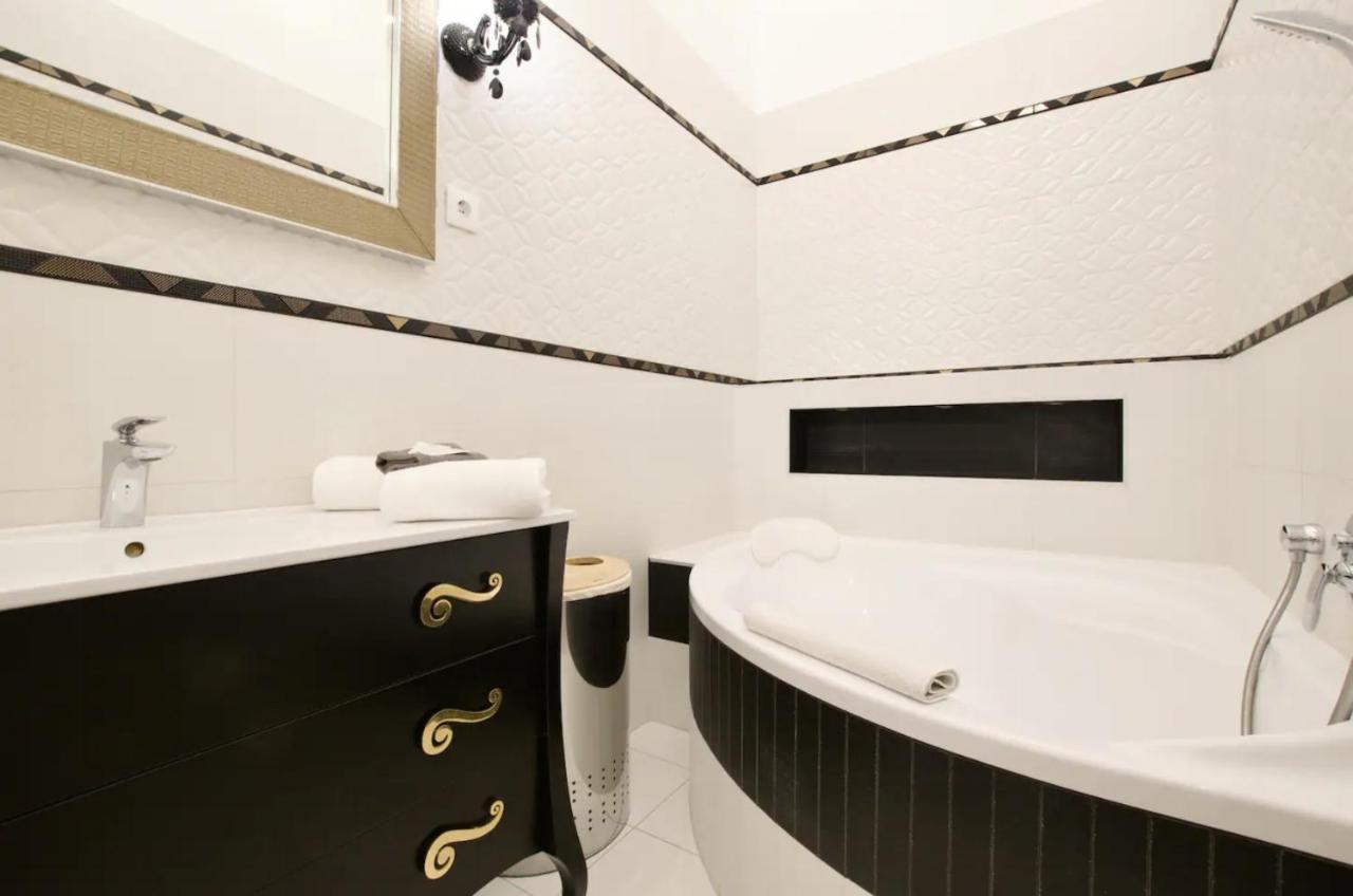 Premium Apartment By Hi5 - Lendvay Palace Budapeşte Dış mekan fotoğraf
